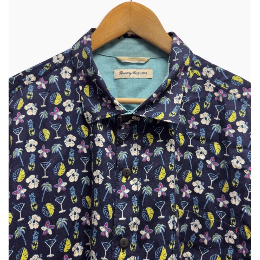 Tommy Bahama Men's XL Blue Martini Tasso Hawaiian Button Front Tencel Camp Shirt